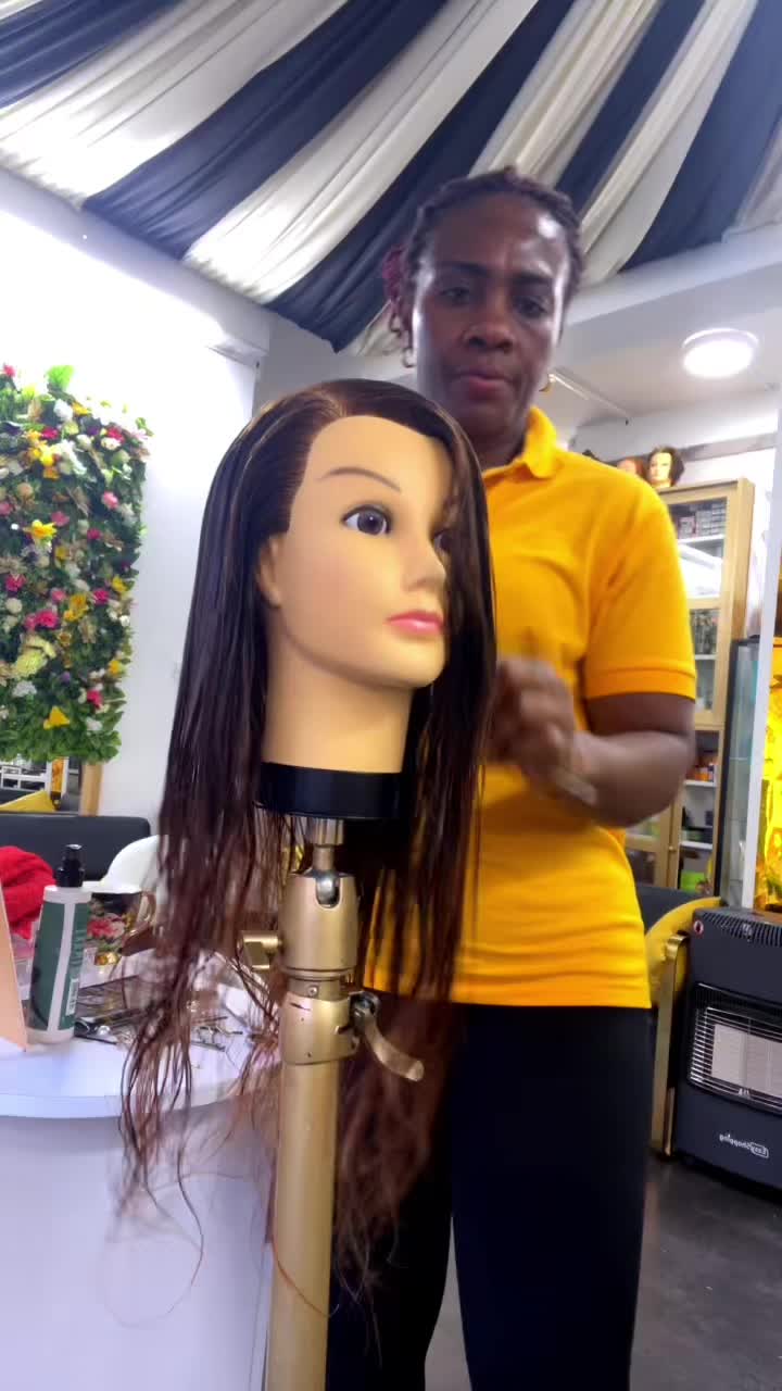 @Hajira hair