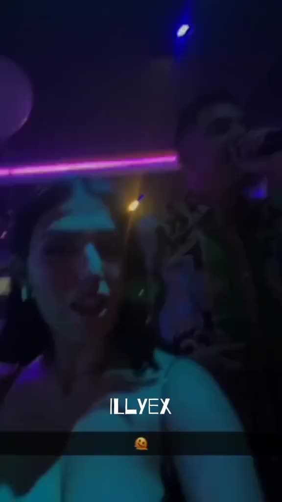 @ILLYEX™