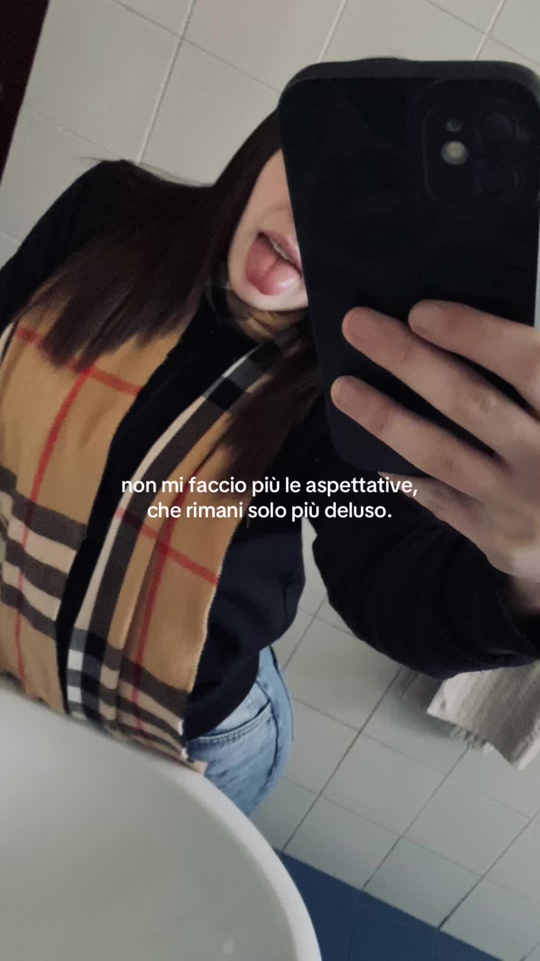 @nicole