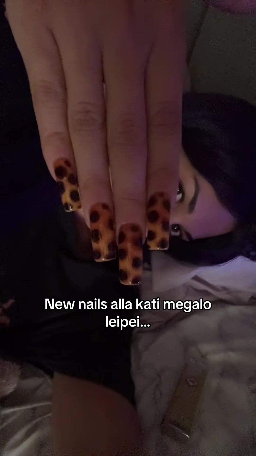 @v9
