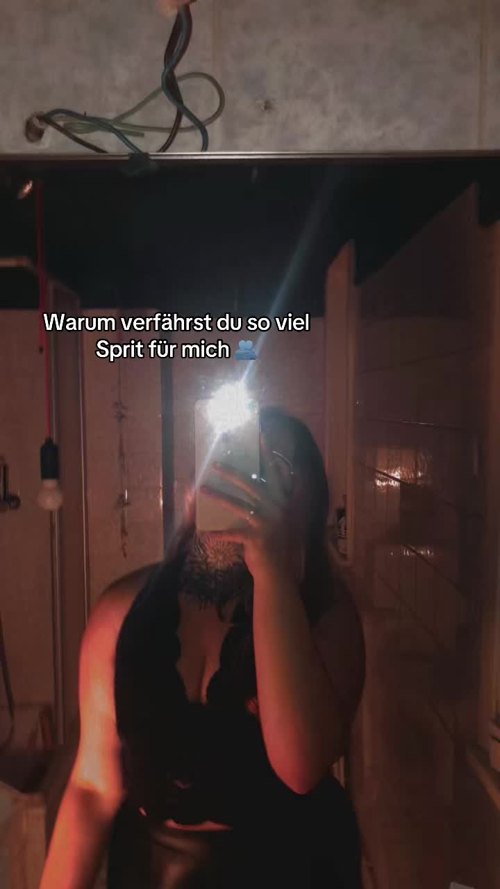 @....