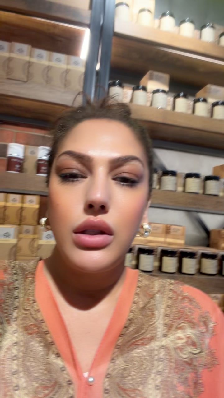 @AnaKhanOfficial