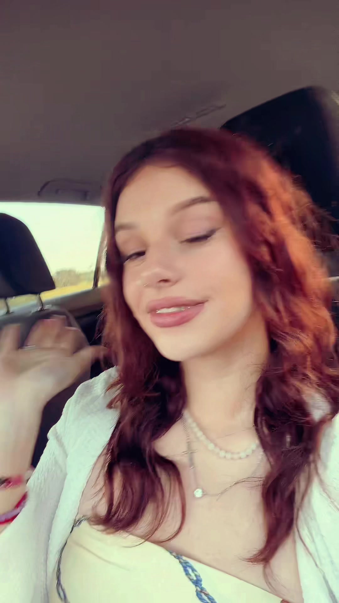 @laradizdarevic_