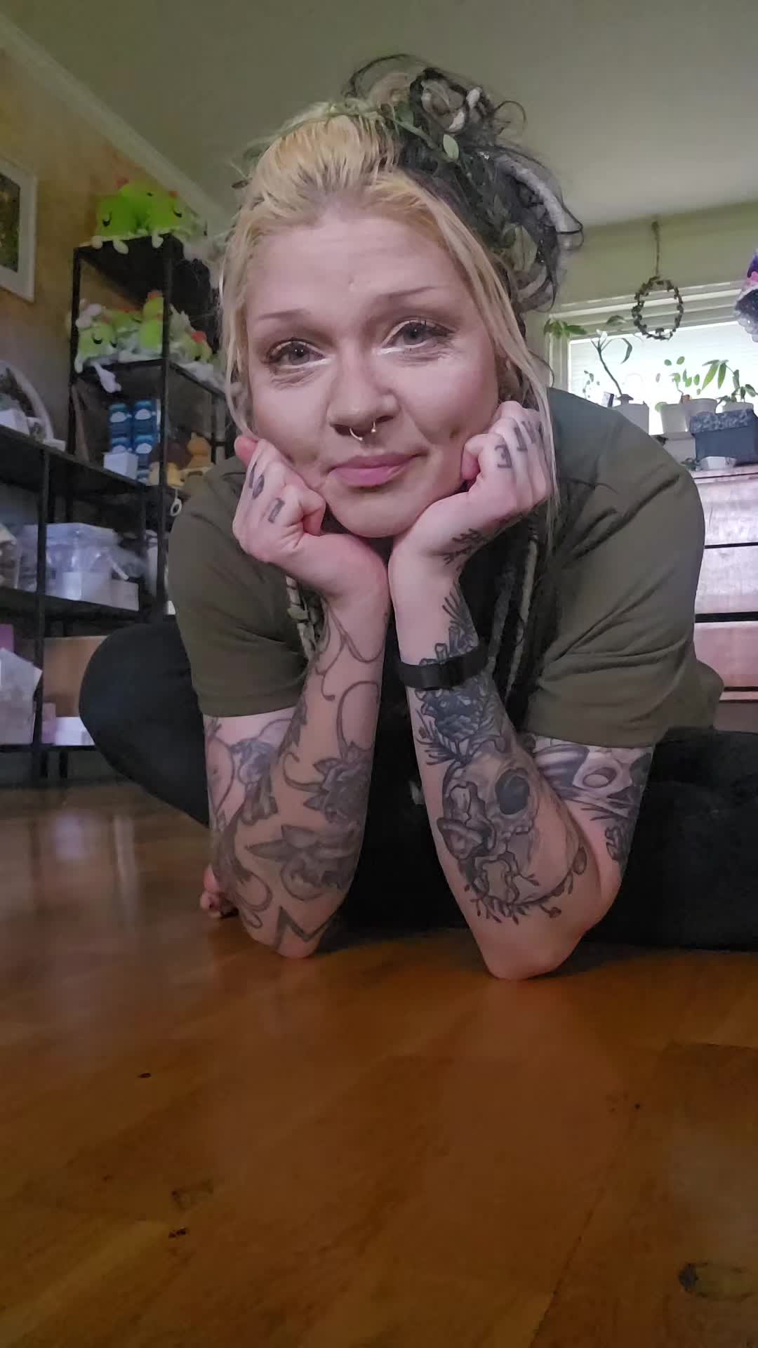 @fialisa 🌿🍄🌙🔥
