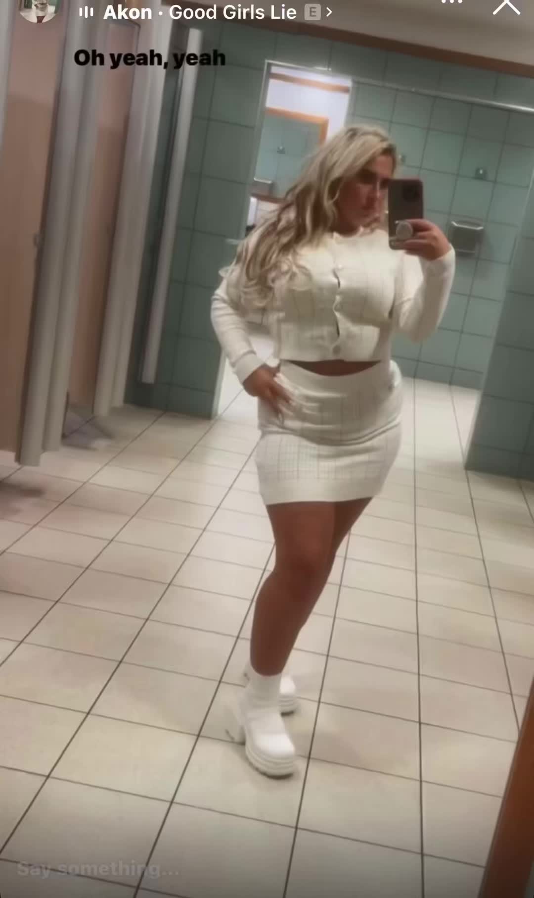 @collinscaroline3021