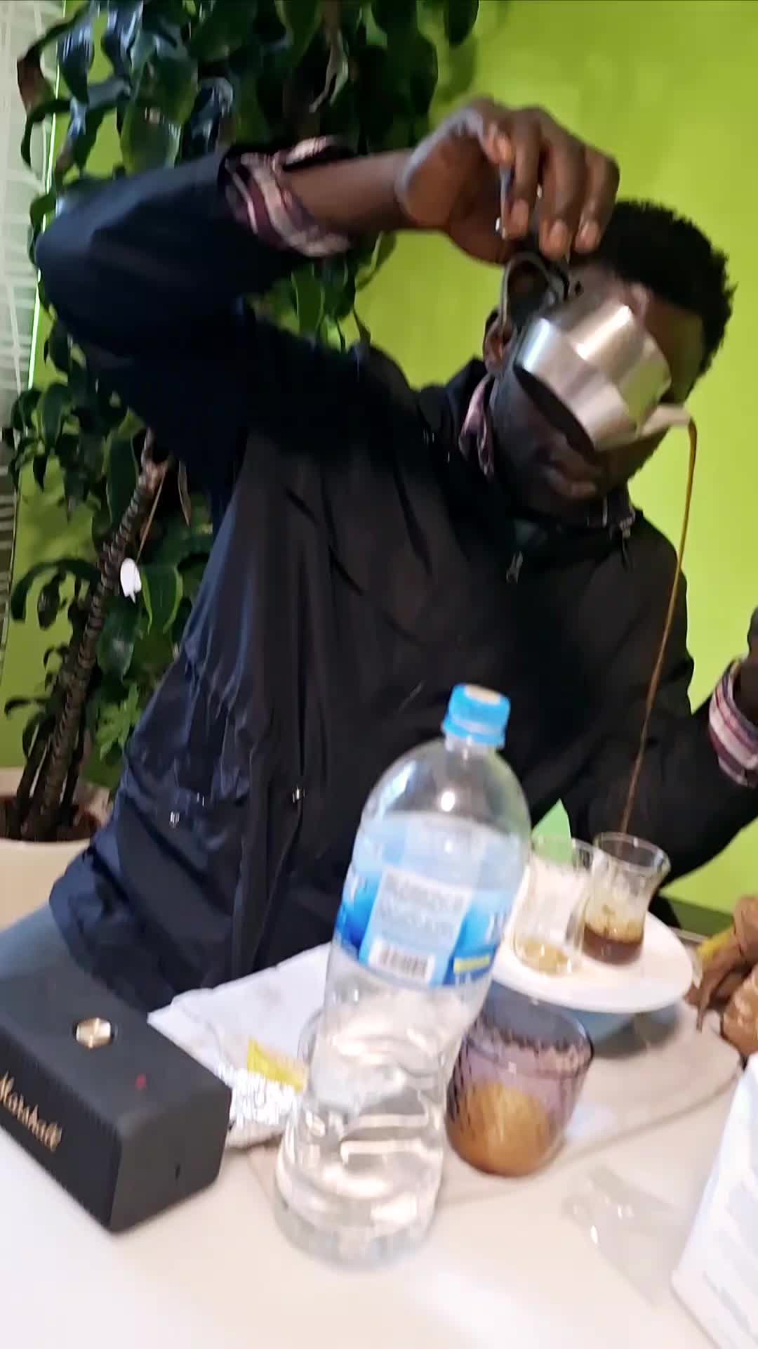 @Mansaké