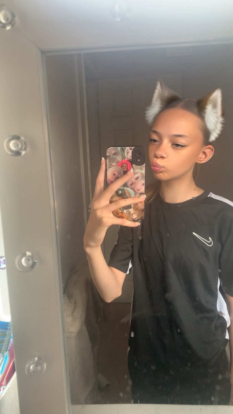 @Georgia🤭🎀