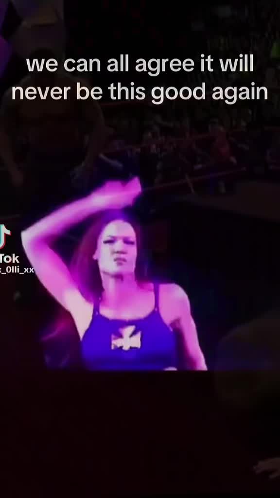 @Ultimate Wrestling Fan Warrior