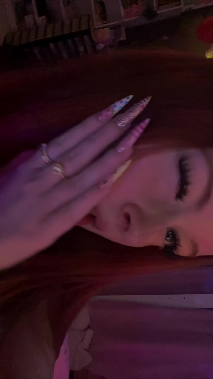 @J’🦊