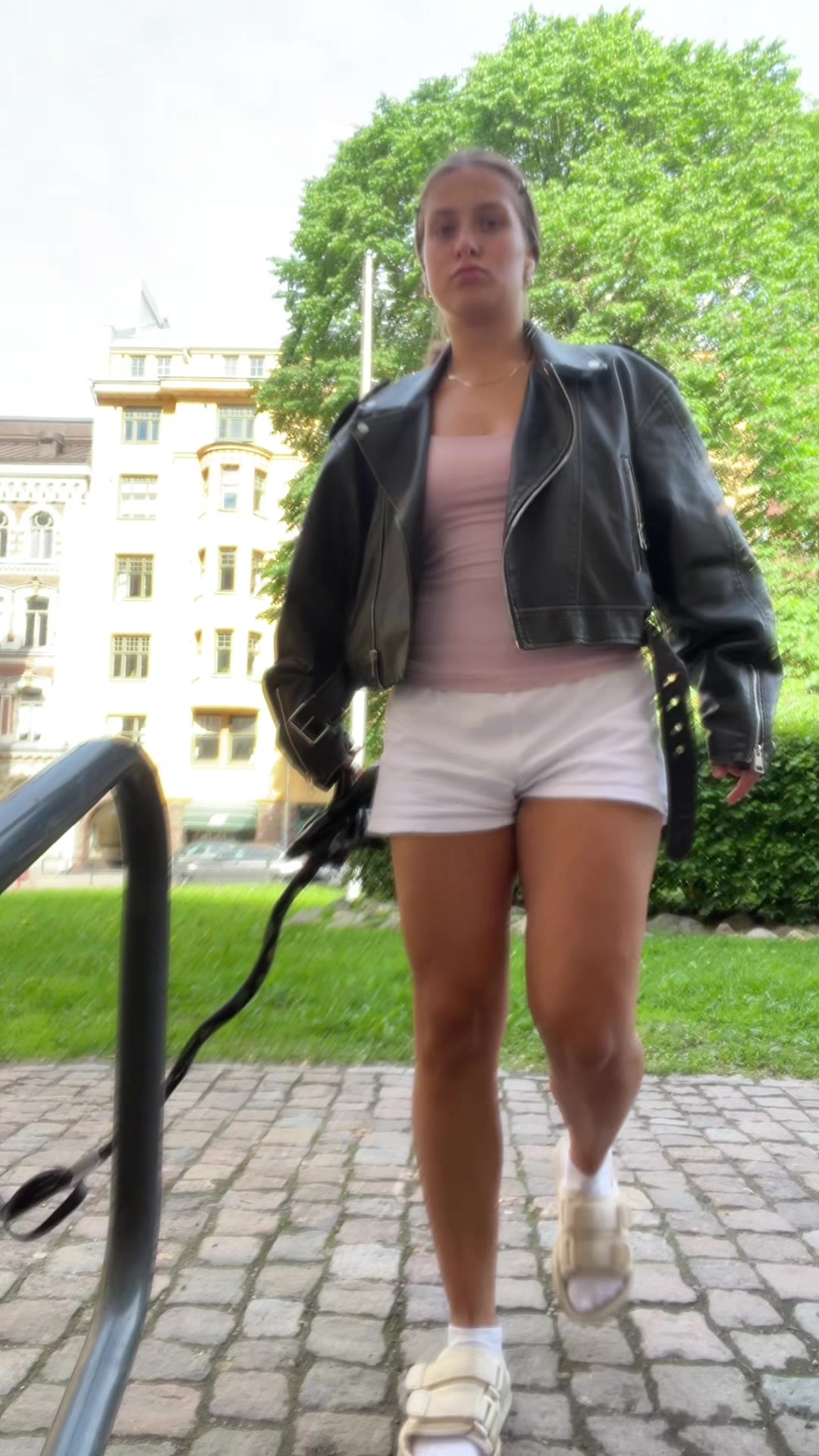 @Sagajuuliaa