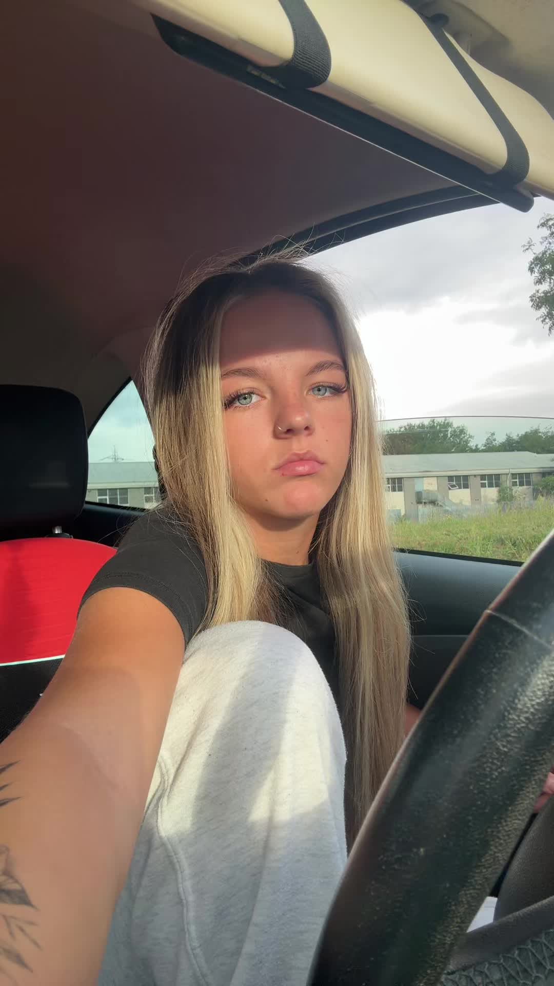 @demileigh🍒🕺🪩