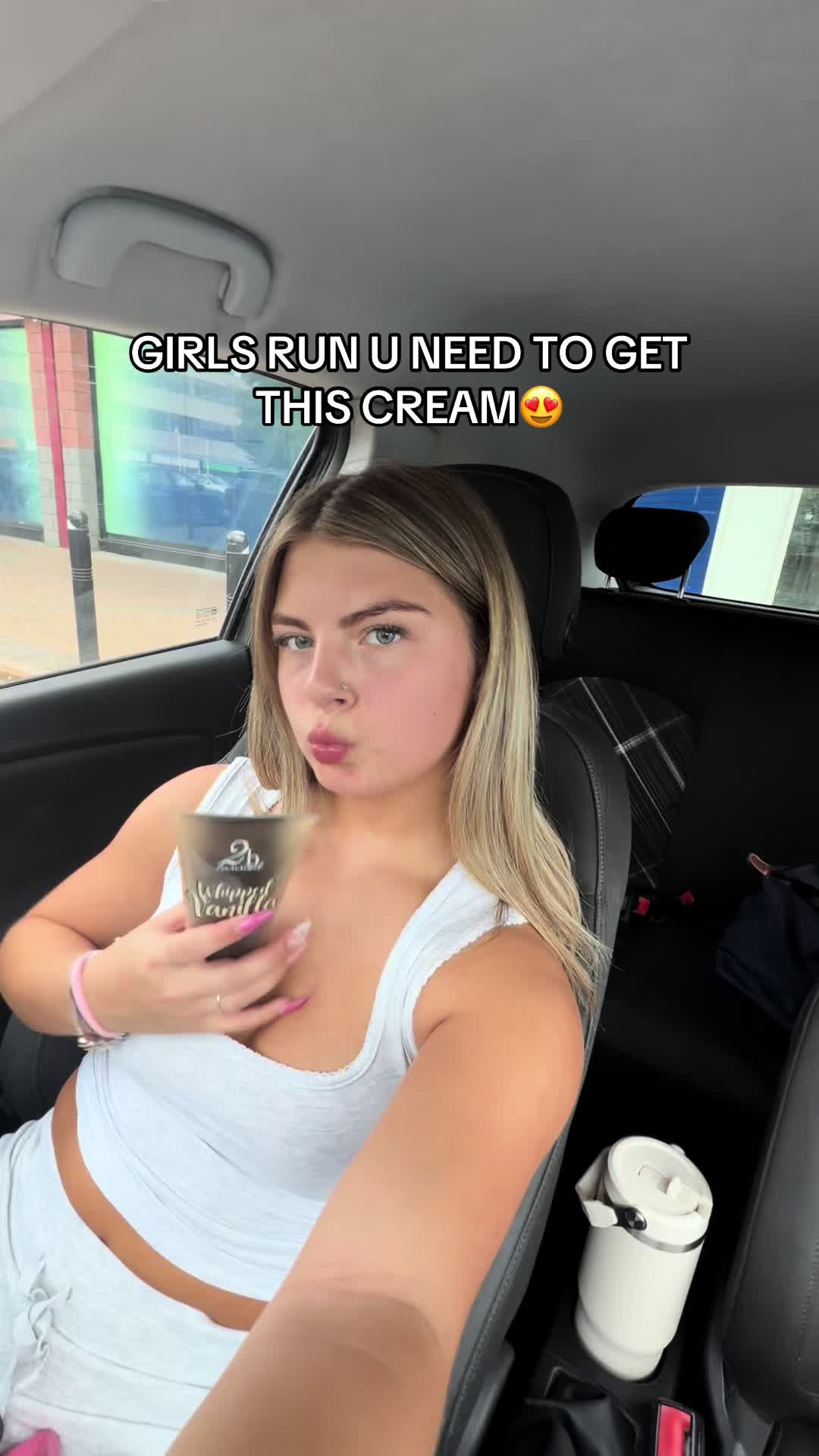 @Ells