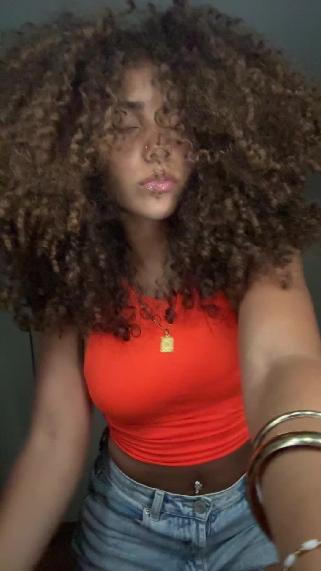 @gabriela