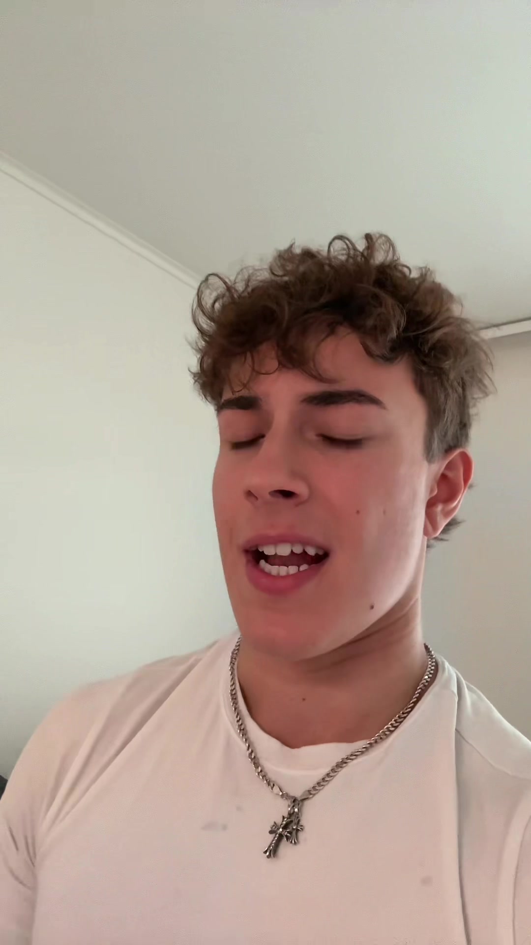 @Nicco