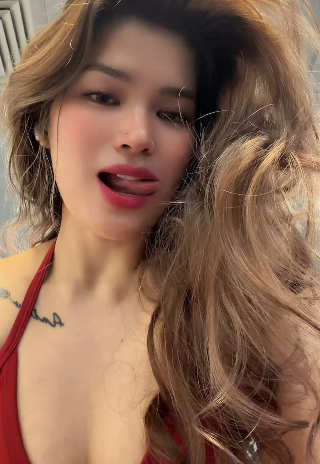 @โญ๐๐ฑ๐๐ฉ๐ฆ๐ซ๐