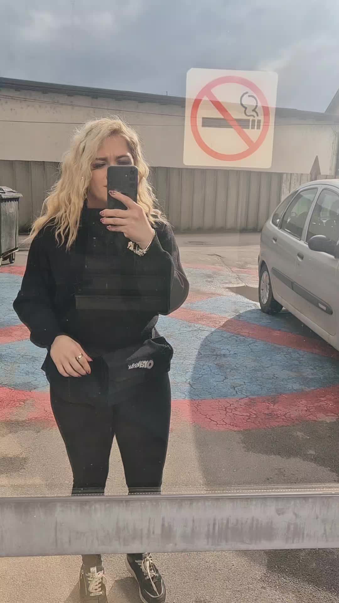 @Anja🖤