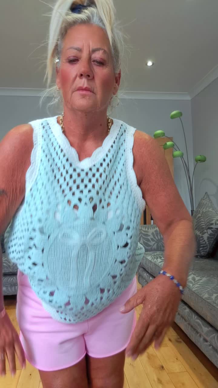 @Adele Teale560