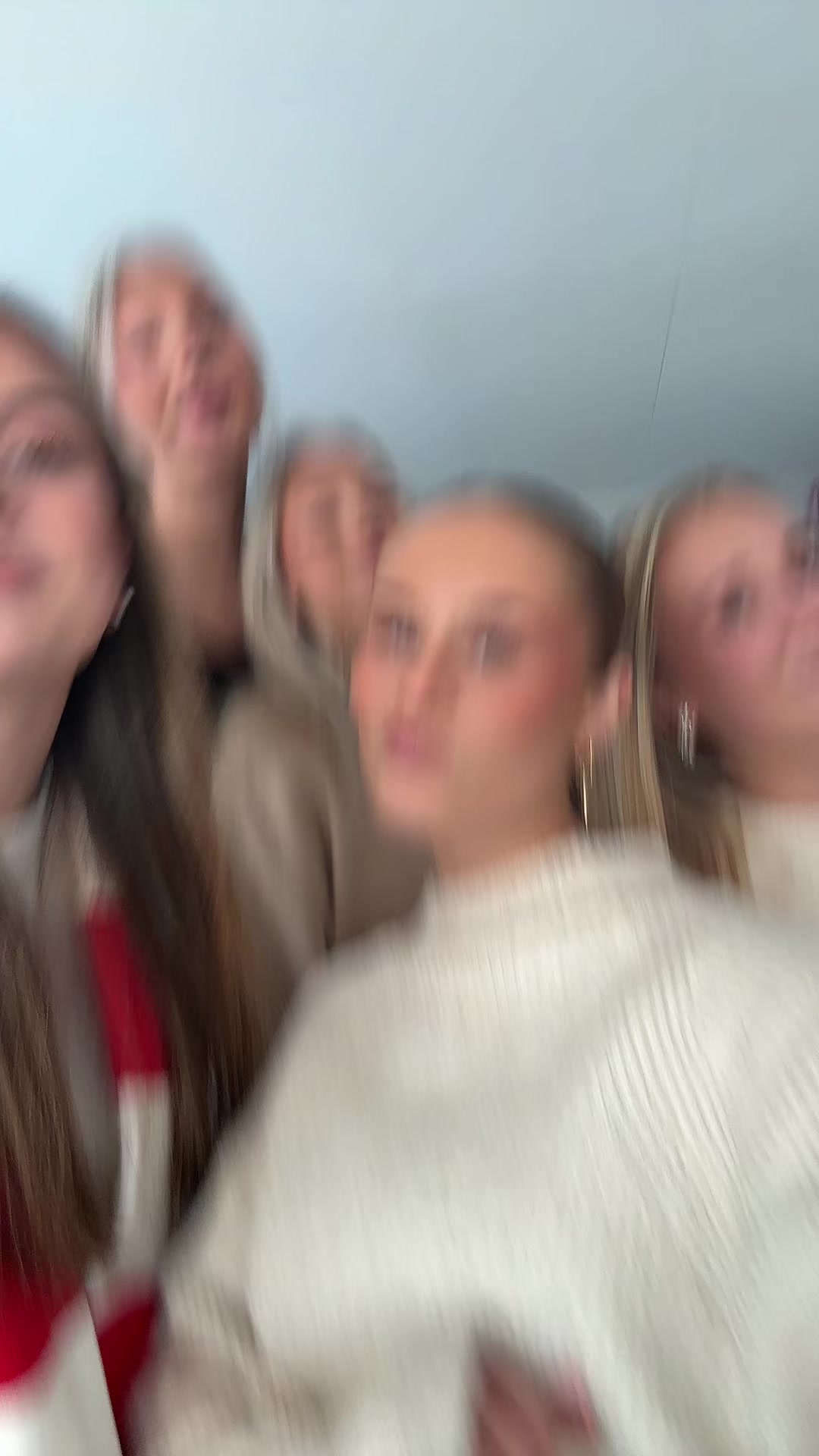 @Mia
