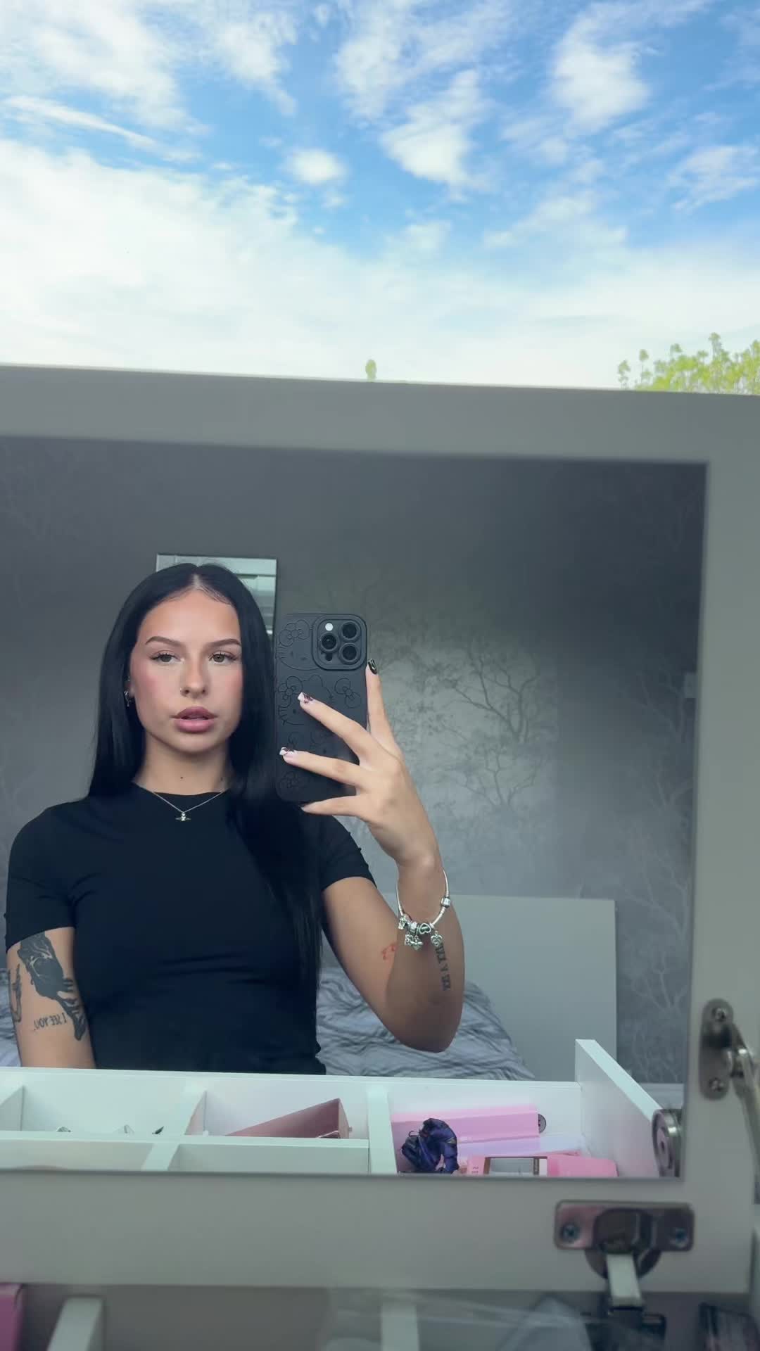 @Lily🤍