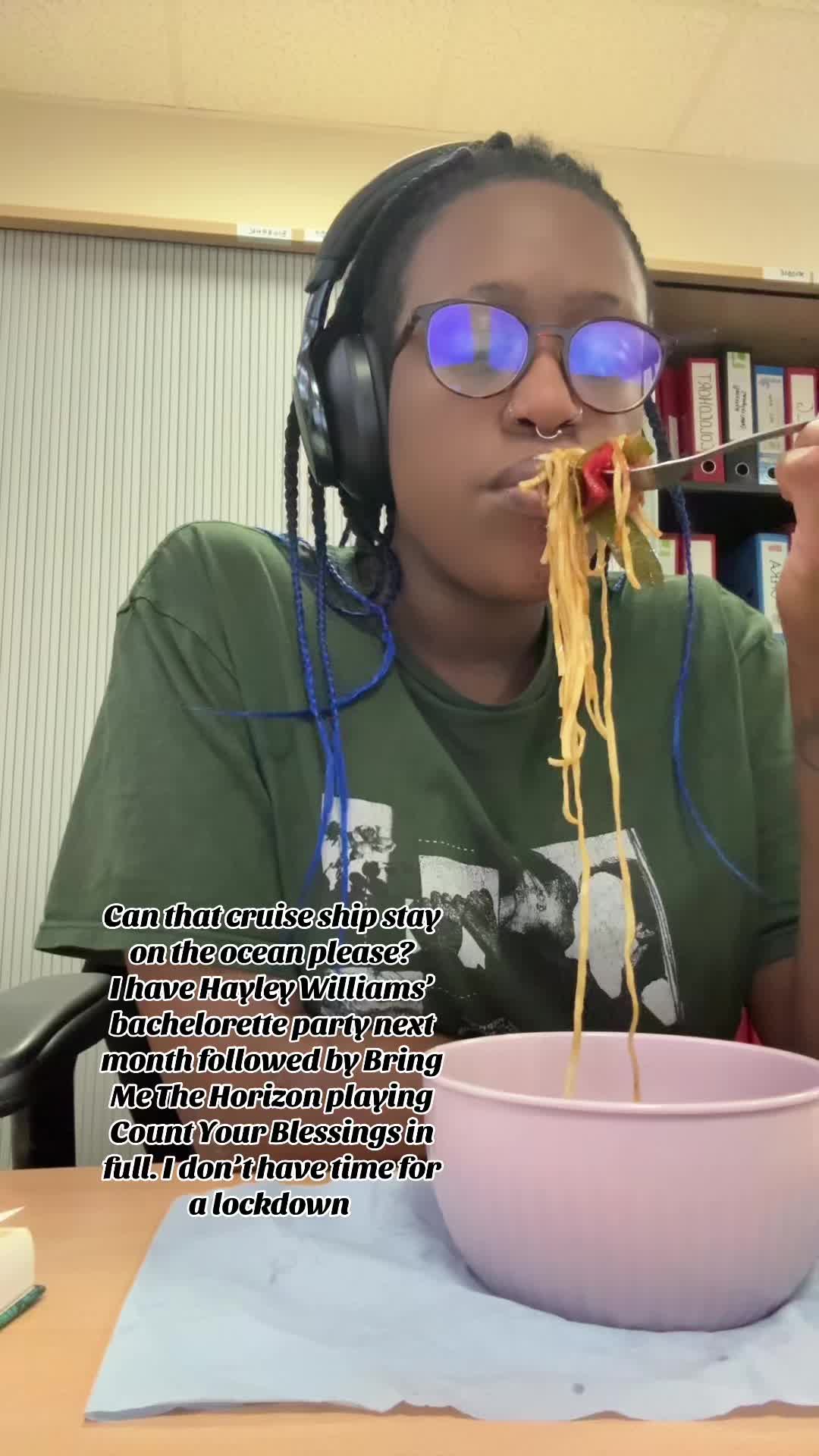 @Reesh 🖤🧬