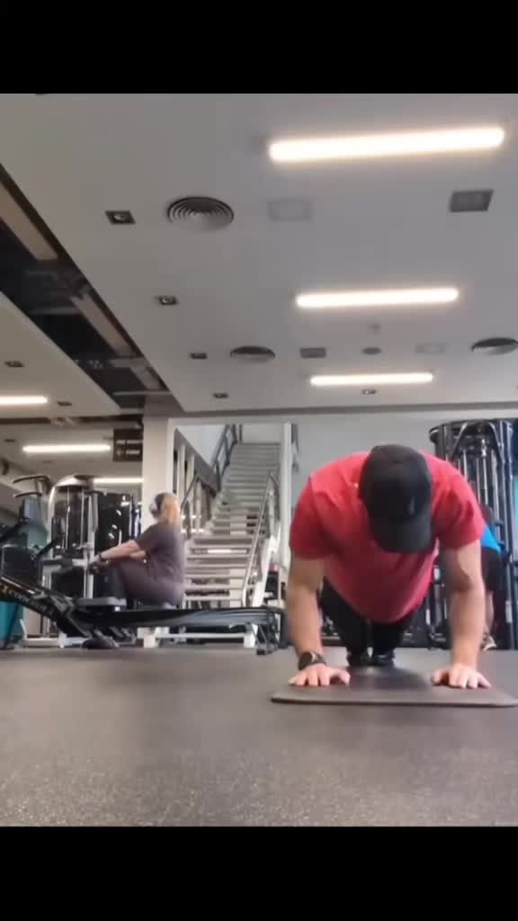 @HE11DAC | calisthenics