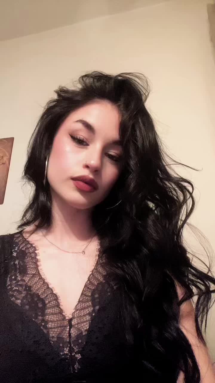 @RHYLLOW