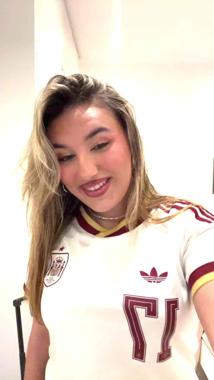 @Alba🕷️
