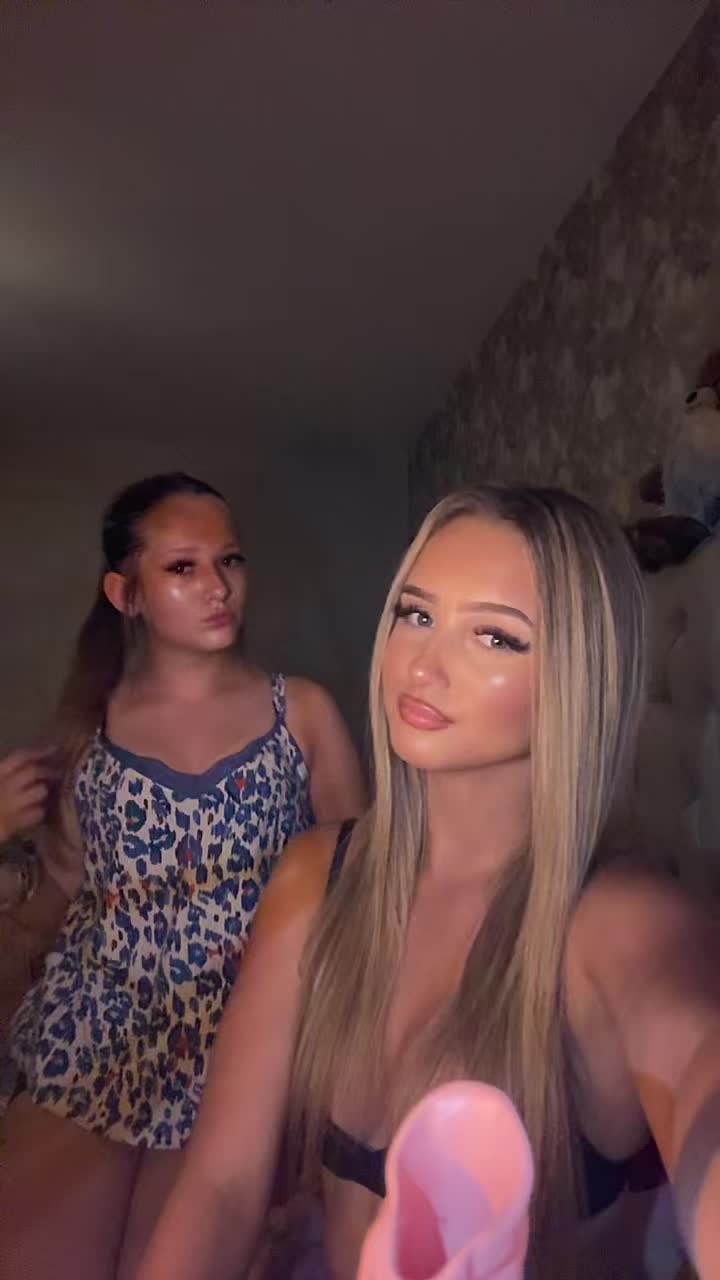 @Xo_lacey_ox25.