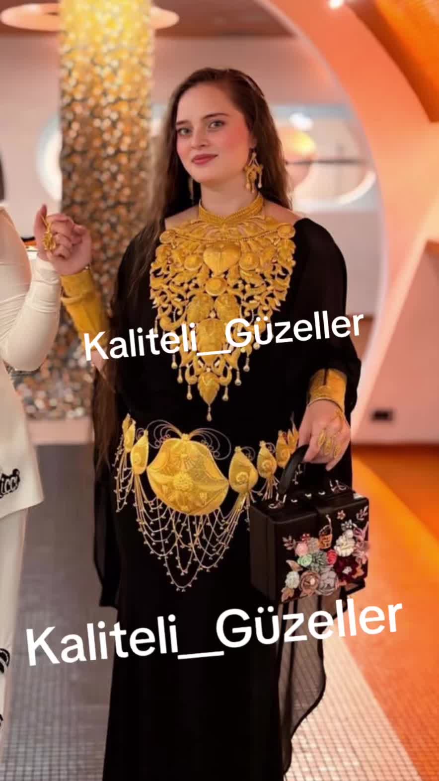 @🧿