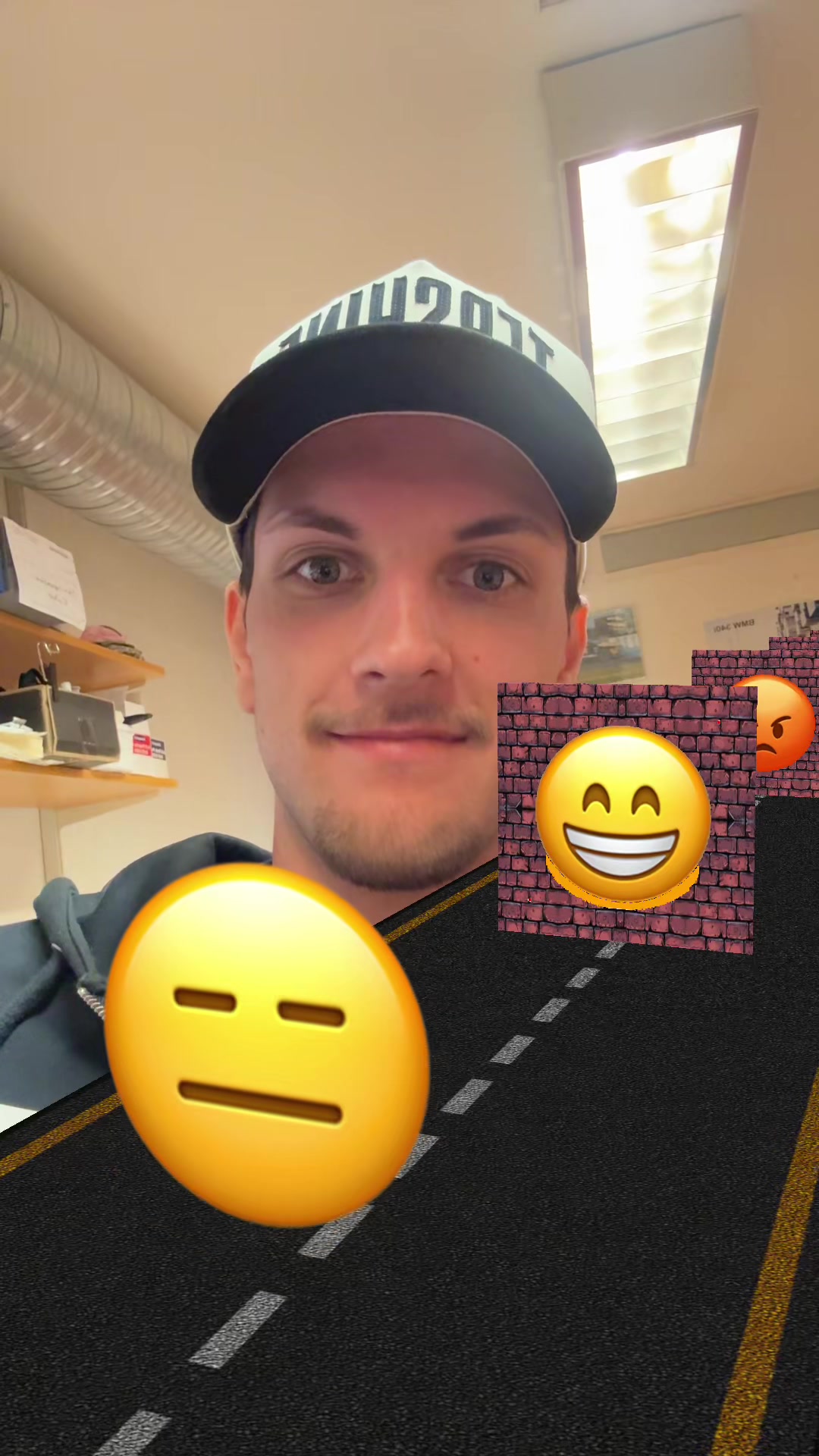 @Elias Von Klintheim