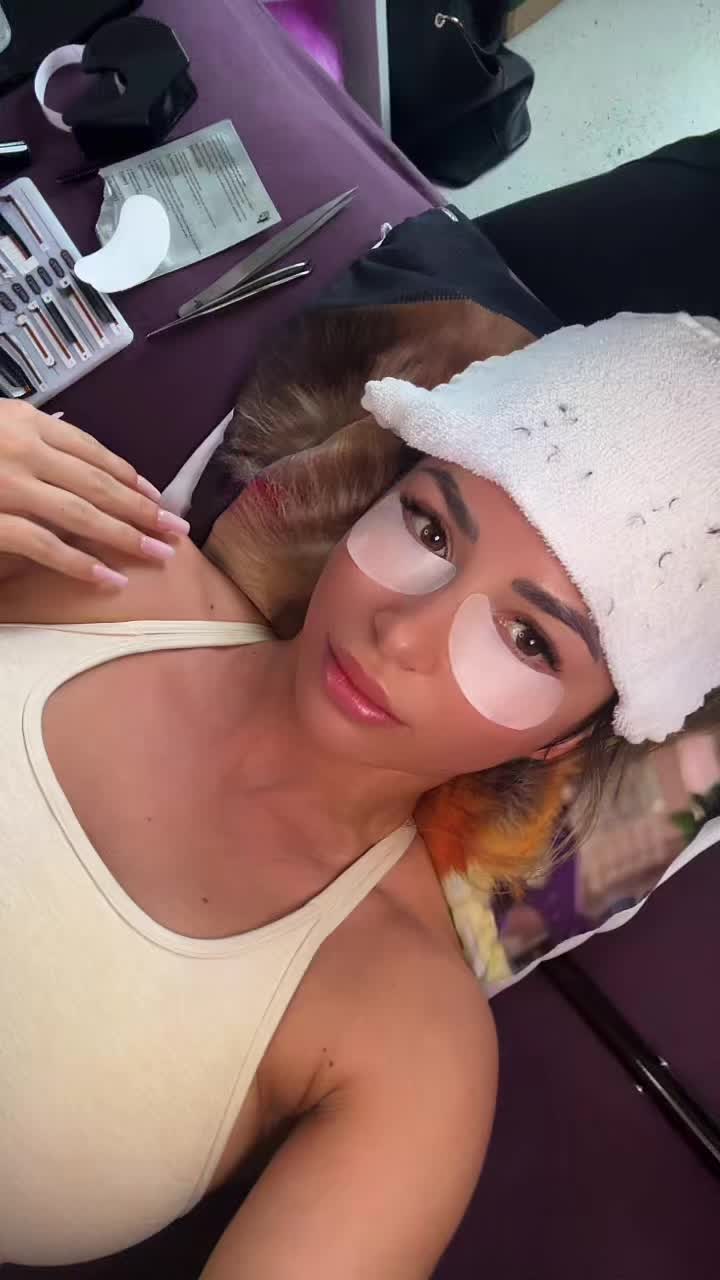 @itsadrianaraee