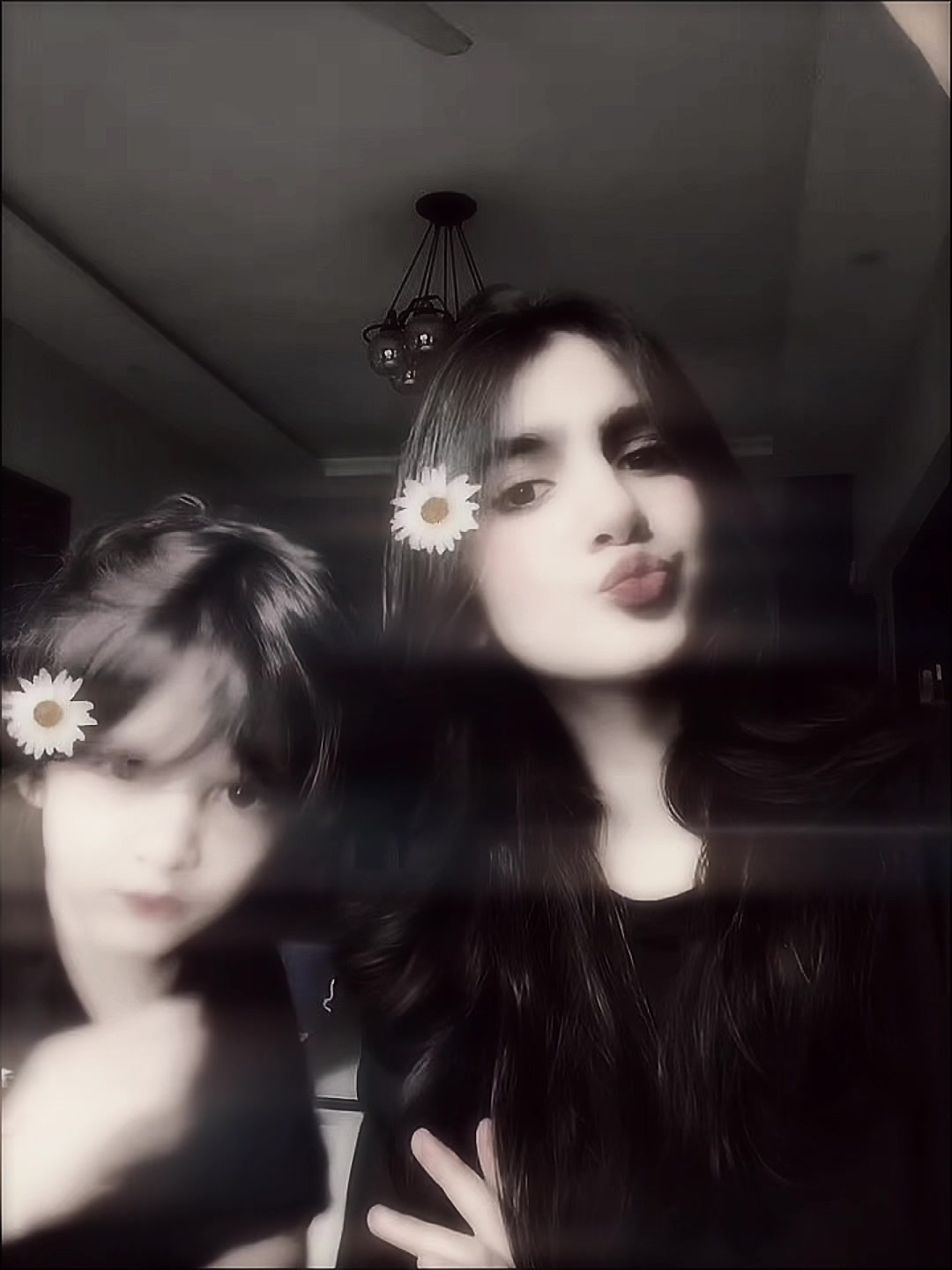 @乙ᗩᖇᗩ🦋