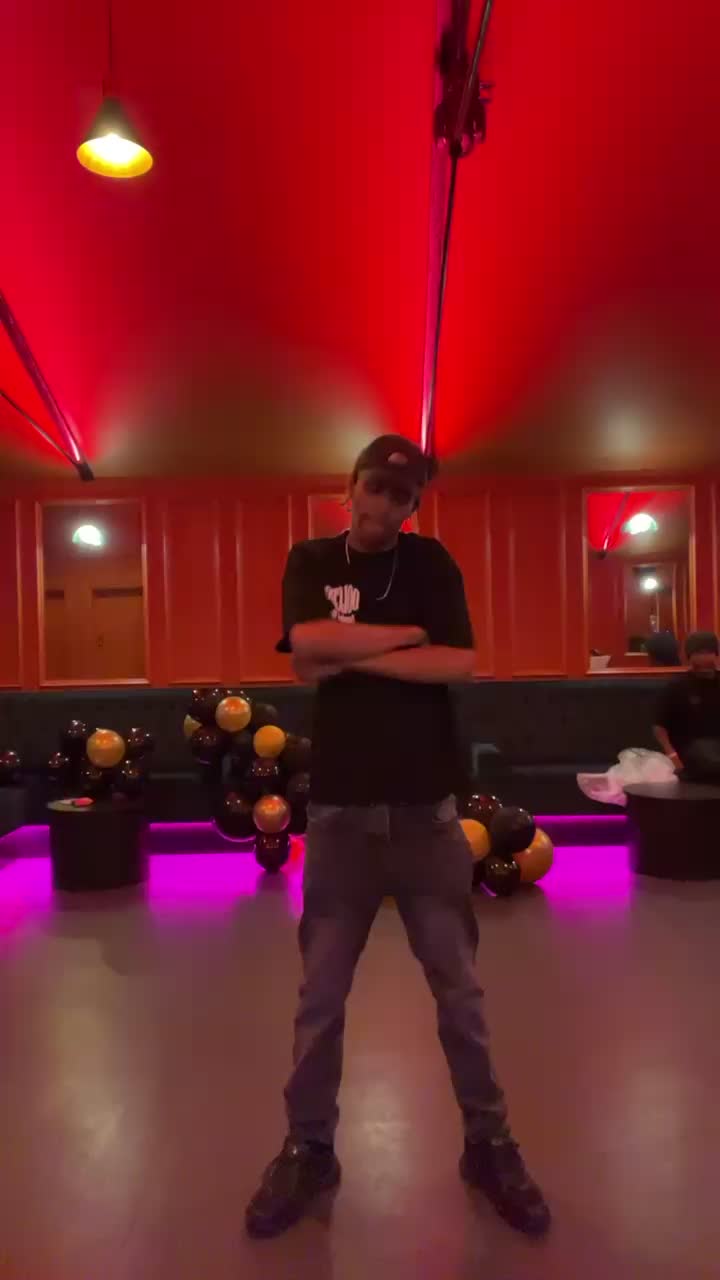 @Kz