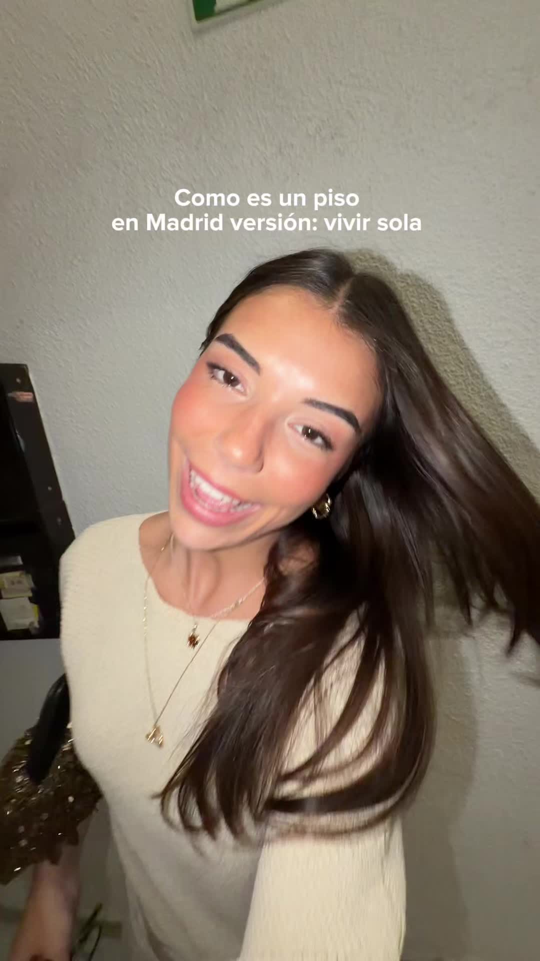 @Elena Gortari