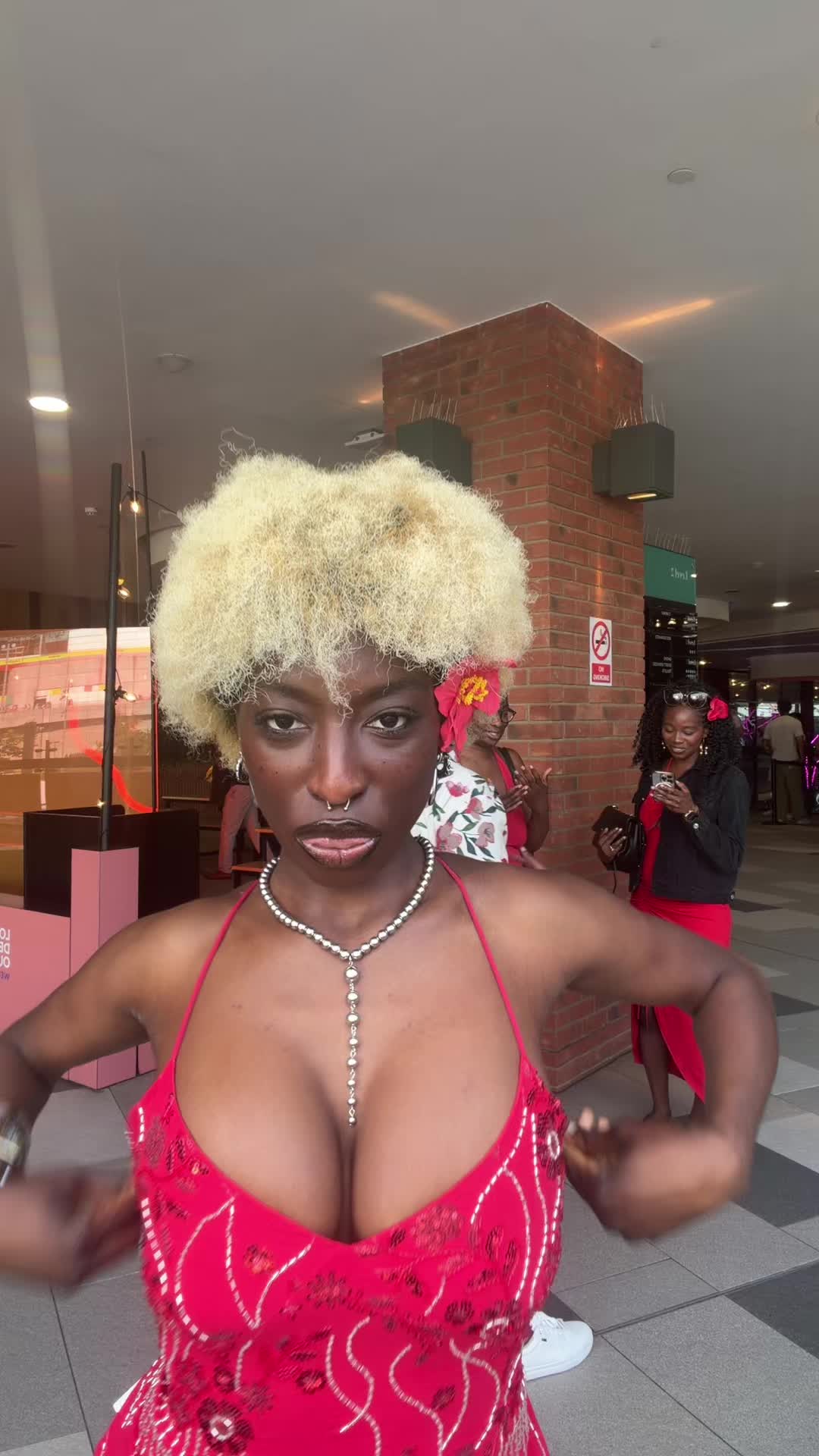 @aliya🧝🏾♀️