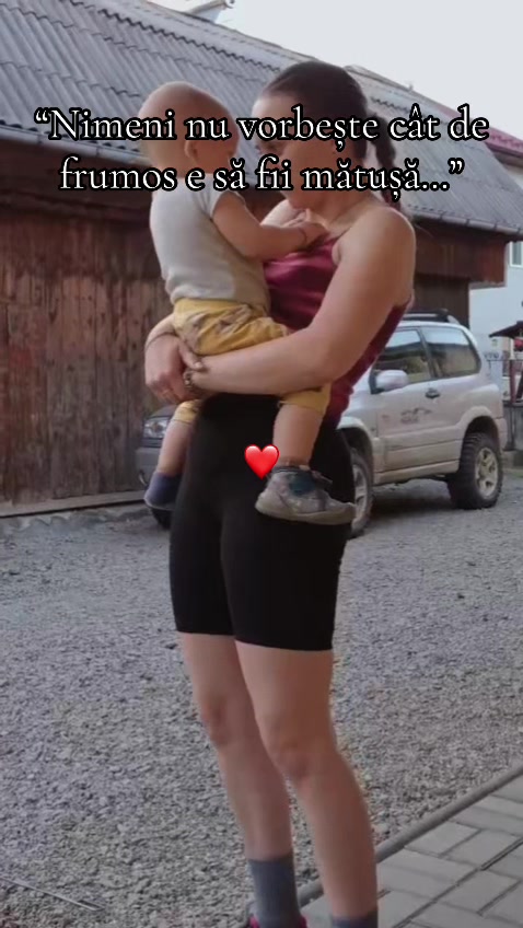 @Andreea R&icirc;nziș