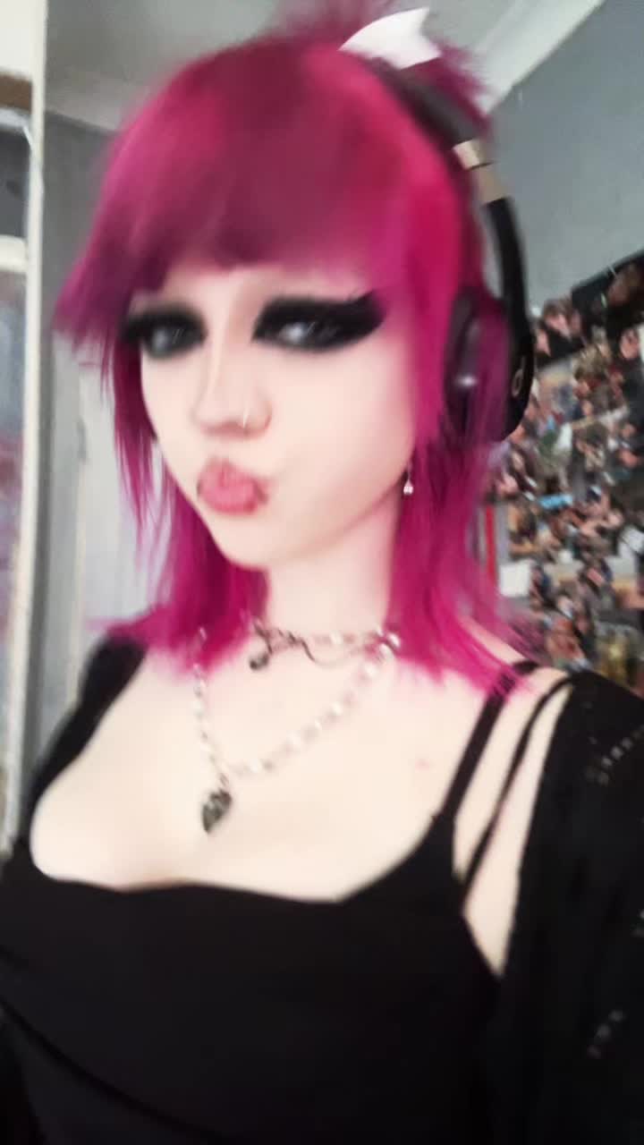 @🪽