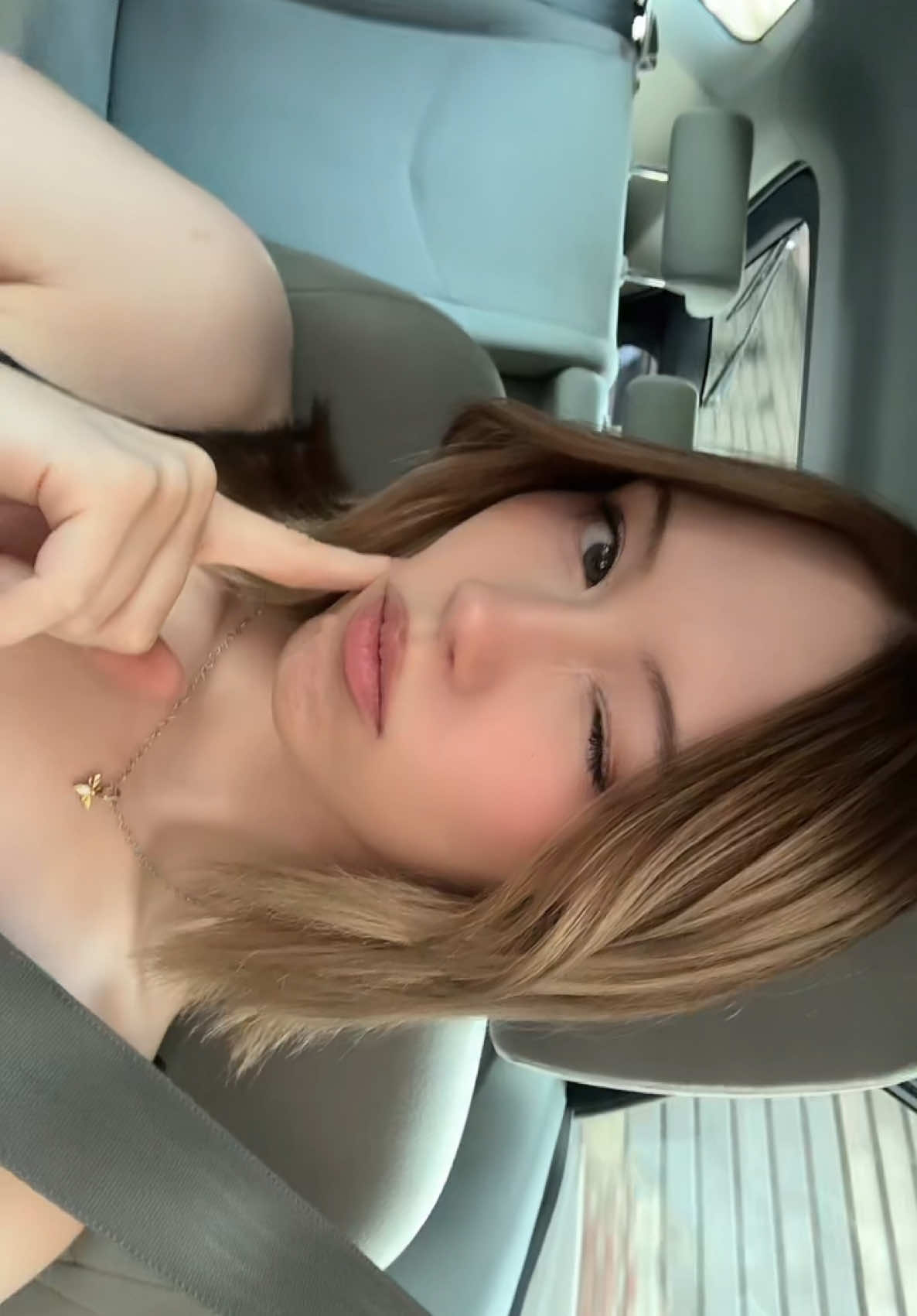 @Ana
