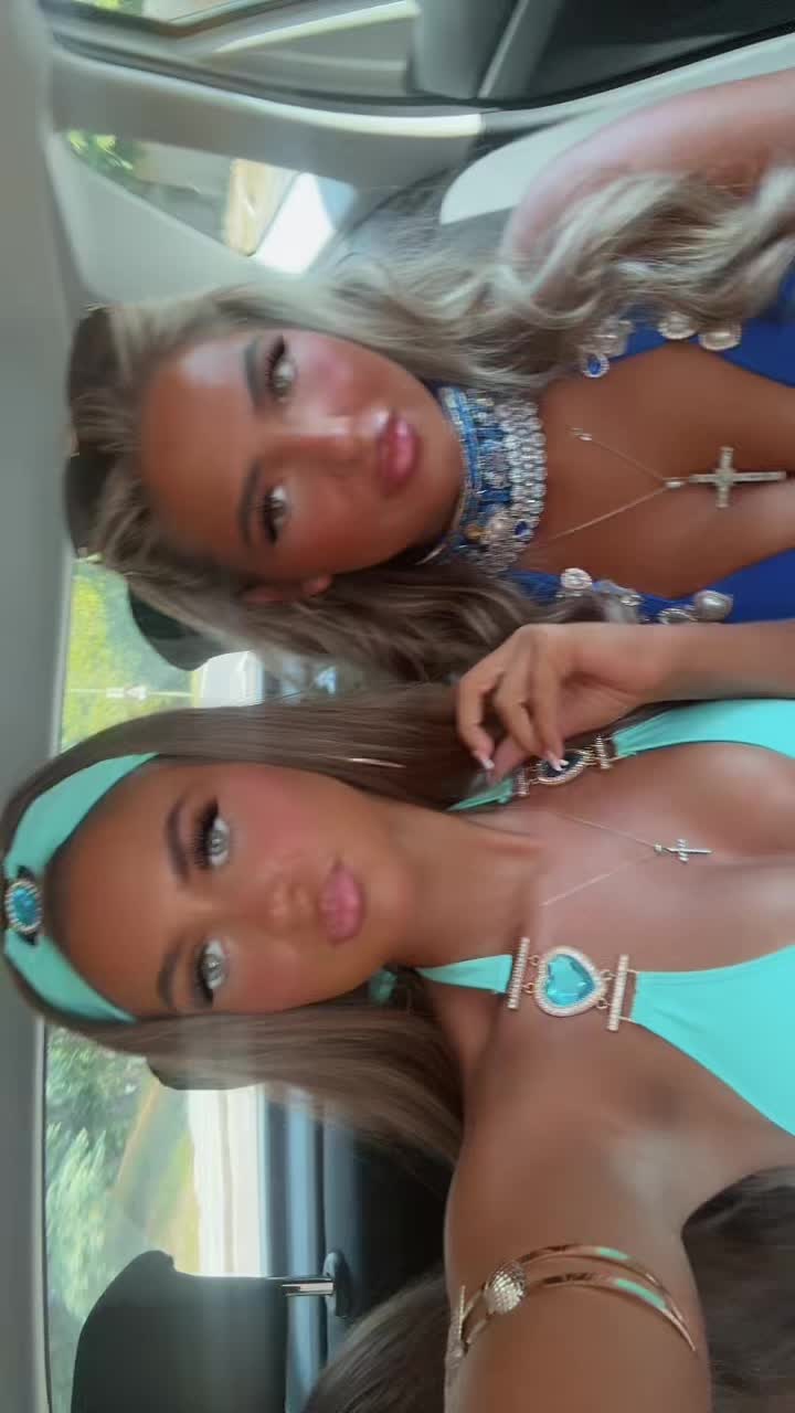 @👸🏽