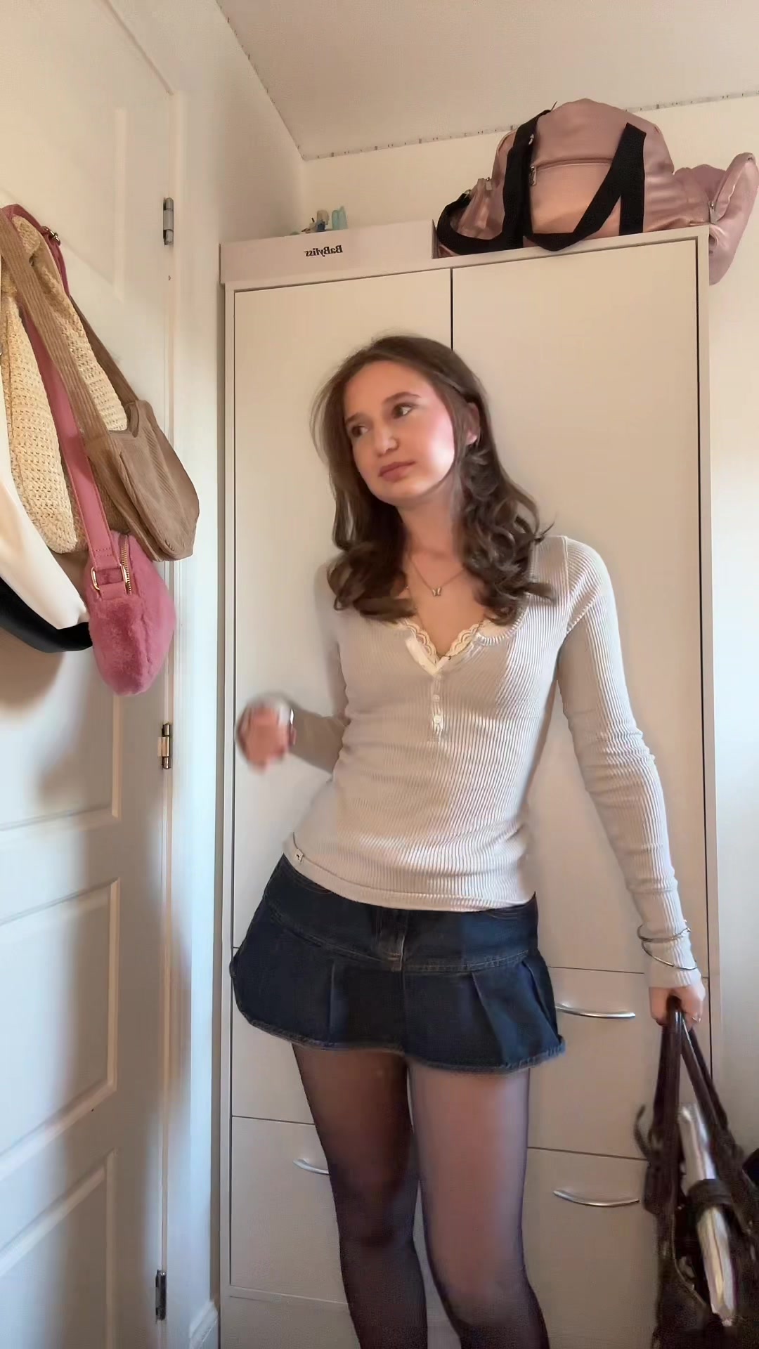 @𝓮𝓵𝓵𝓪 🧸🍂⋆.˚
