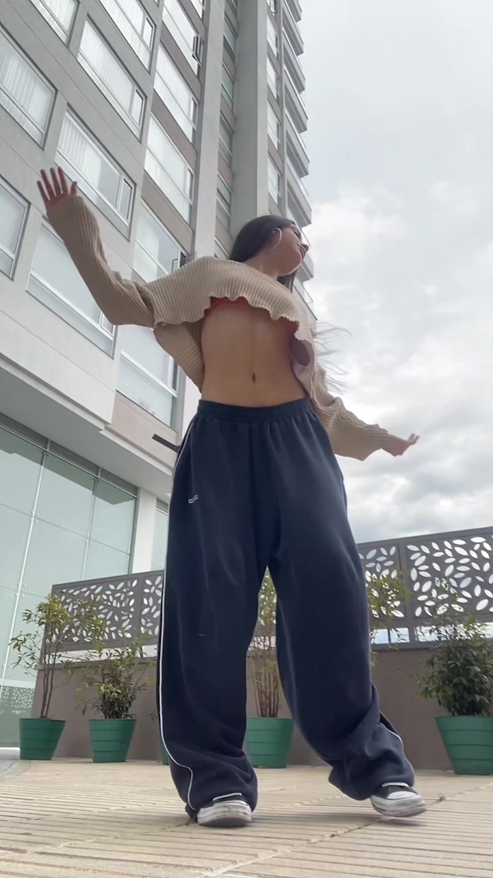 @valeria_🪬
