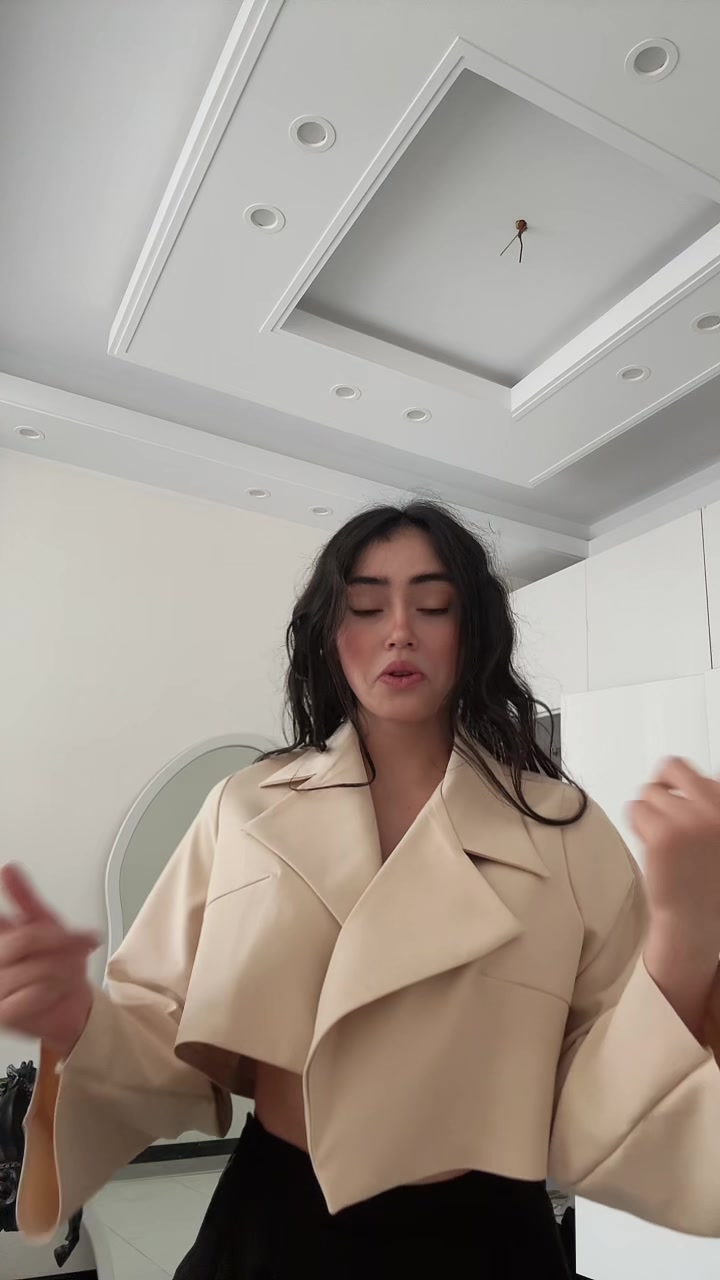 @Niayesh Khanian