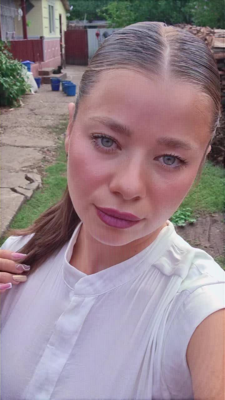 @roxanaroxygaitan