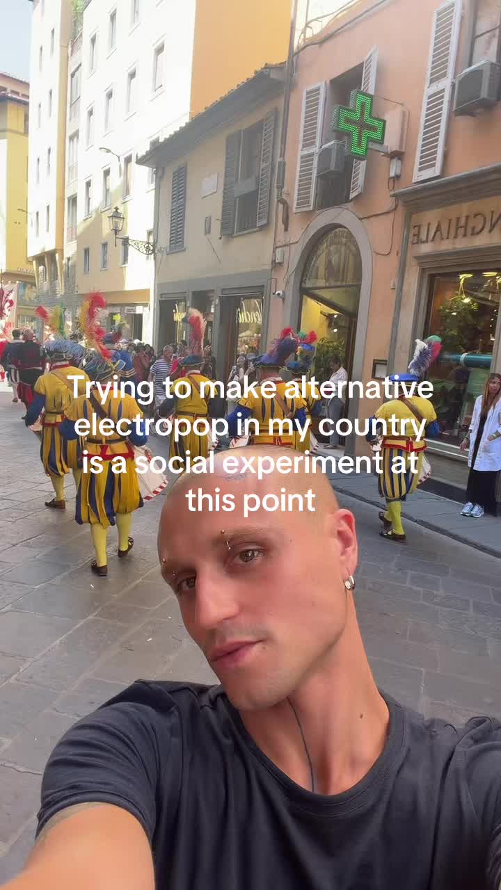 @ethanlaraa