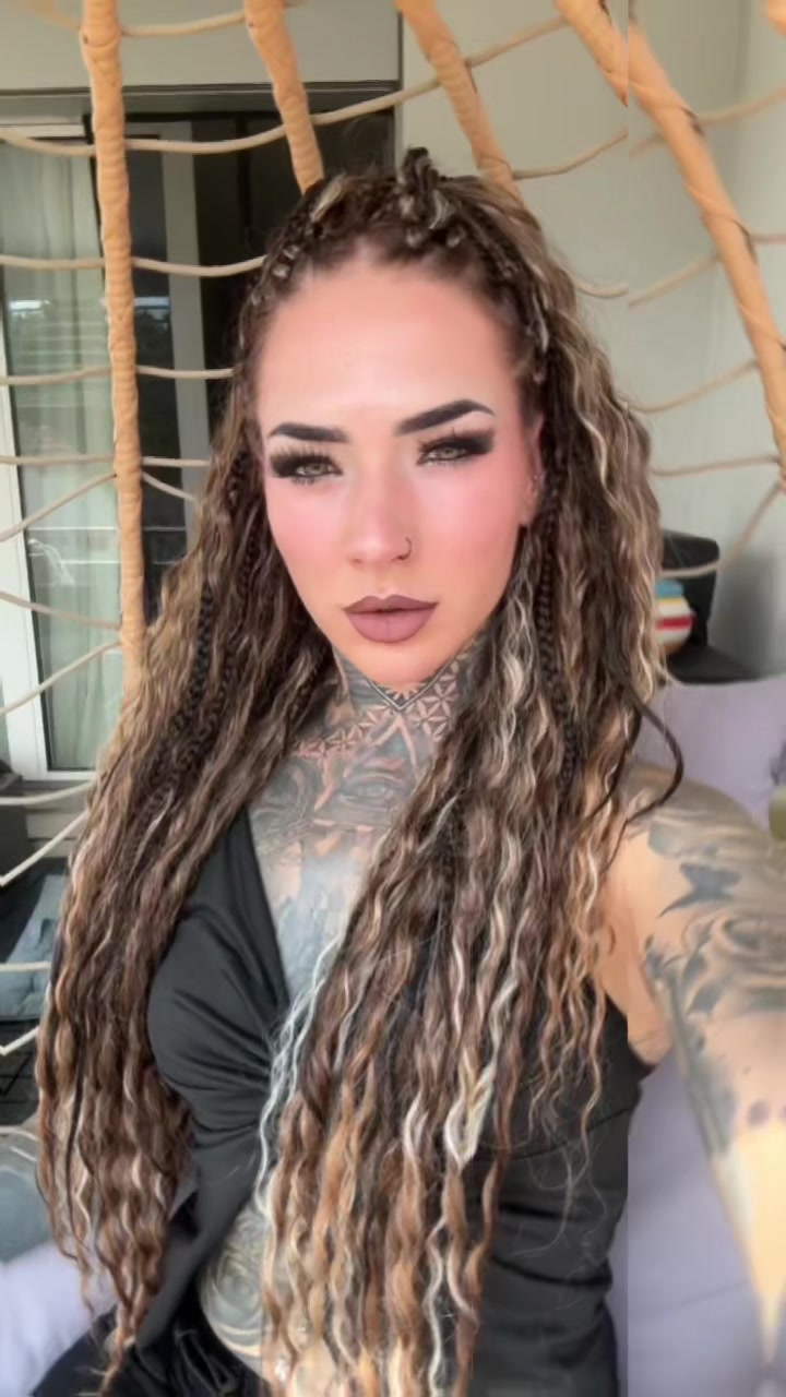 @🙈