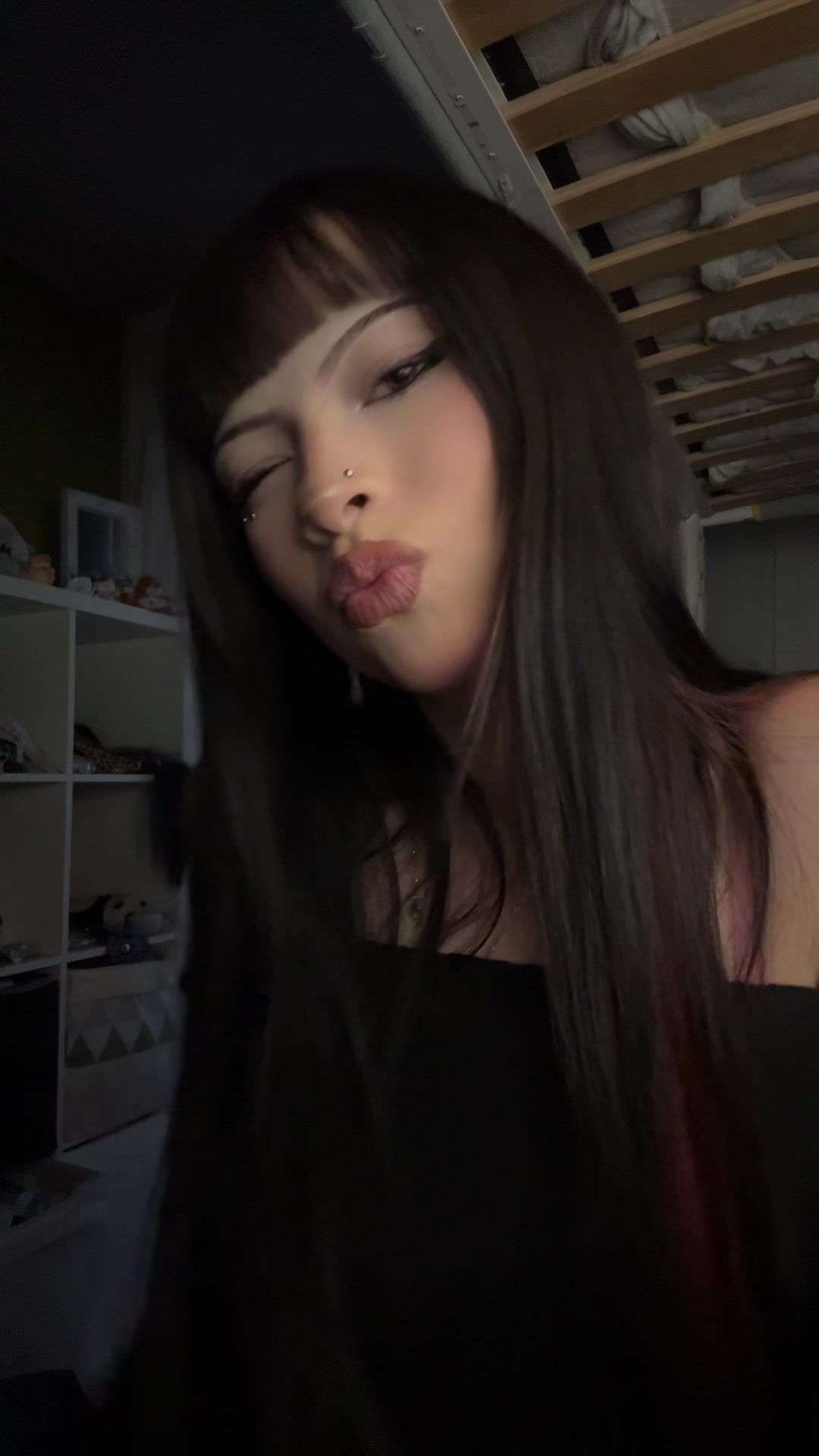 @𝑅𝑜𝑚𝑎𝑛𝑒 🇻🇳