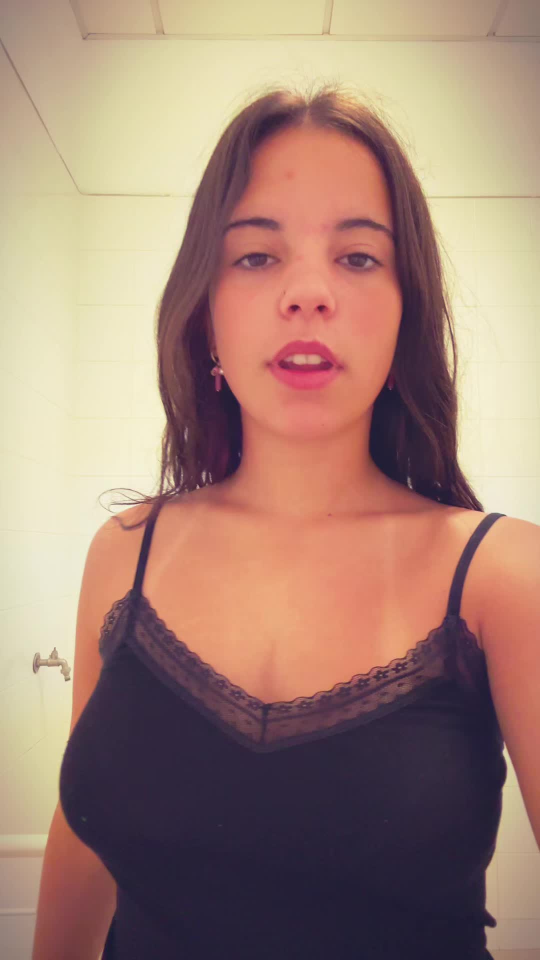 @𝐼𝑟𝑒𝑛𝑒