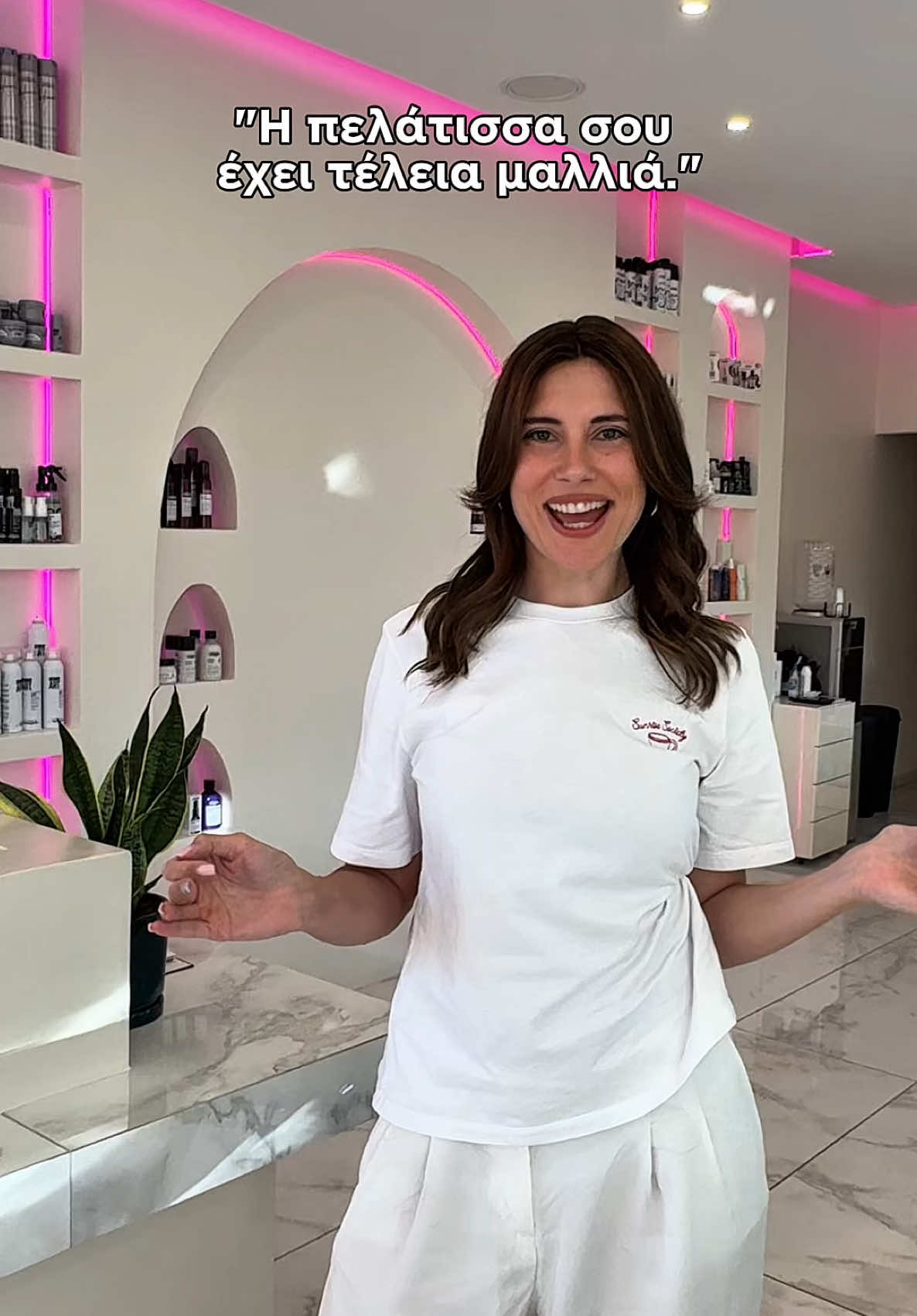@vanessamilianou_