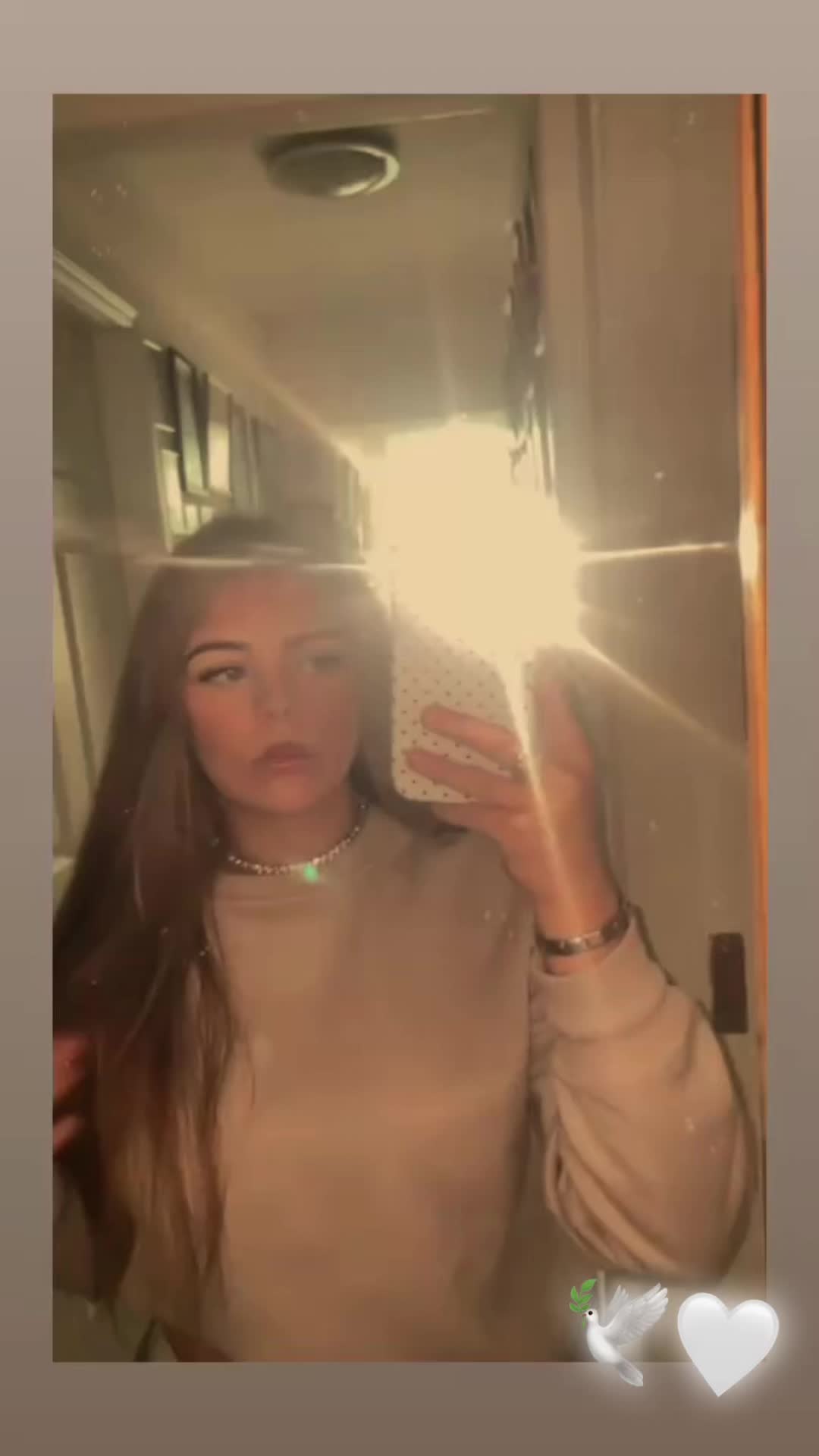 @𝐑𝐮𝐛𝐲 𝐄𝐥𝐥𝐞𝐧🤍🍒