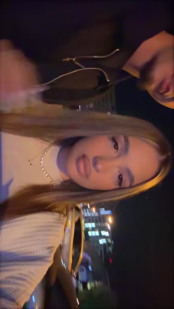 @denisa✌🏼